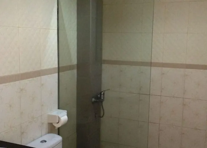 Waringin Konukevi 3*